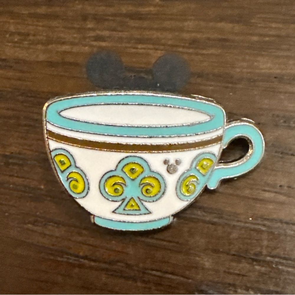 Alice in Wonderland Blue Tea Cup Individual Disney Park Trading Pin